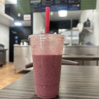 Victory Caffe - Strawberry, Banana, blueberry, peanut butter smoothie - Breakfast & Brunch Near Me - Studio City, California Victory Caffe - Strawberry, Banana, blueberry, peanut butter smoothie - Breakfast & Brunch Near Me - Studio City, California