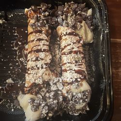 The Ripe Tomato - Those were our cannolis for dessert