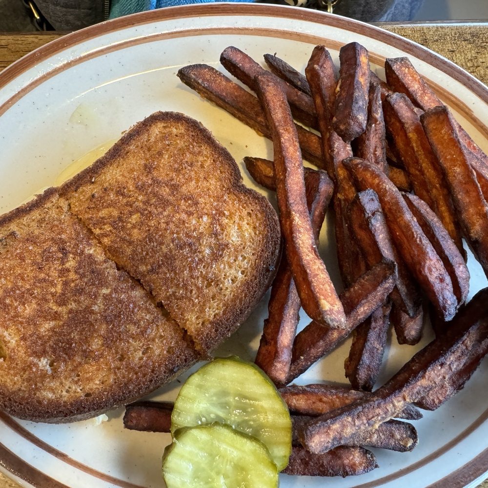 Circle E Diner - Grilled cheese with bacon, with sweet potato fries. - Diners Near Me - Hancock, New York
