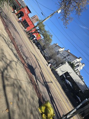 The Standard Pour by null