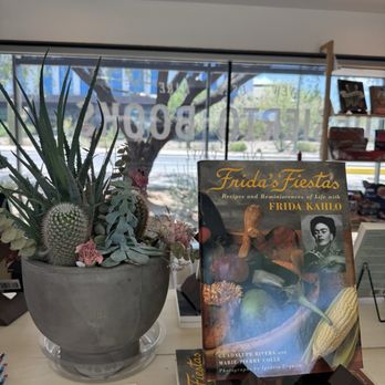 Desierto Books - Bookstores Near Me - Tucson, Arizona