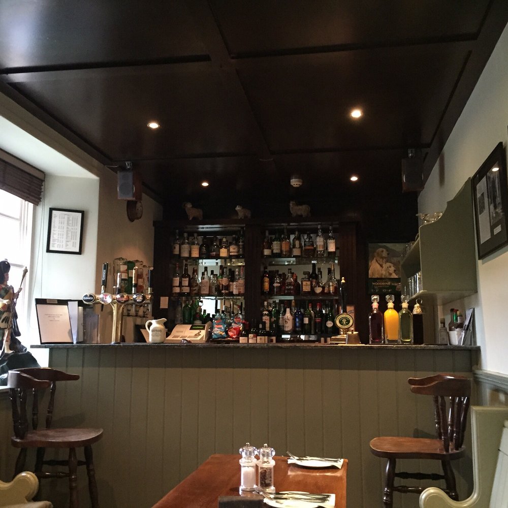 Fortingall Hotel - The cute Ewe bar - Hotels Near Me - Aberfeldy, PKN