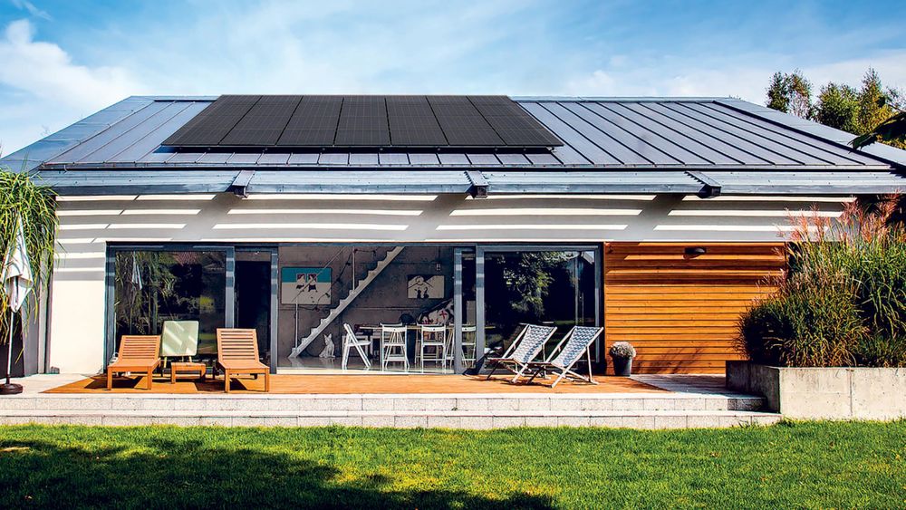 Slide of Bundle, A Solar Company