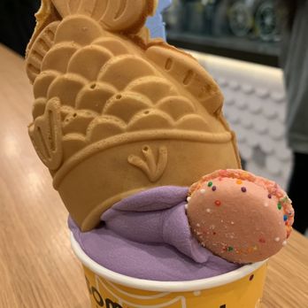 Somisomi - Upside down Ahboong (Taro flavor ice cream and Nutella filling) - Ice Cream & Frozen Yogurt Near Me - Bellevue, Washington Somisomi - Upside down Ahboong (Taro flavor ice cream and Nutella filling) - Ice Cream & Frozen Yogurt Near Me - Bellevue, Washington
