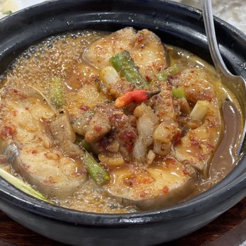 Pho Que Huong - Vietnamese Near Me - Honolulu, Hawaii