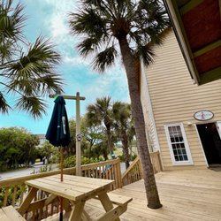 SeaCow Eatery