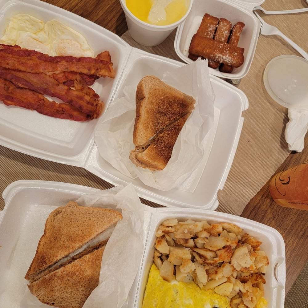 Brunics - Western omelet, breakfast platter with grits, French toast sticks - Breakfast & Brunch Near Me - Philadelphia, Pennsylvania