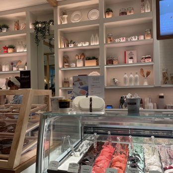Bacio di Latte - Ice Cream & Frozen Yogurt Near Me - Los Angeles, California Bacio di Latte - Ice Cream & Frozen Yogurt Near Me - Los Angeles, California