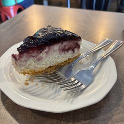 Cheesecake was delicious