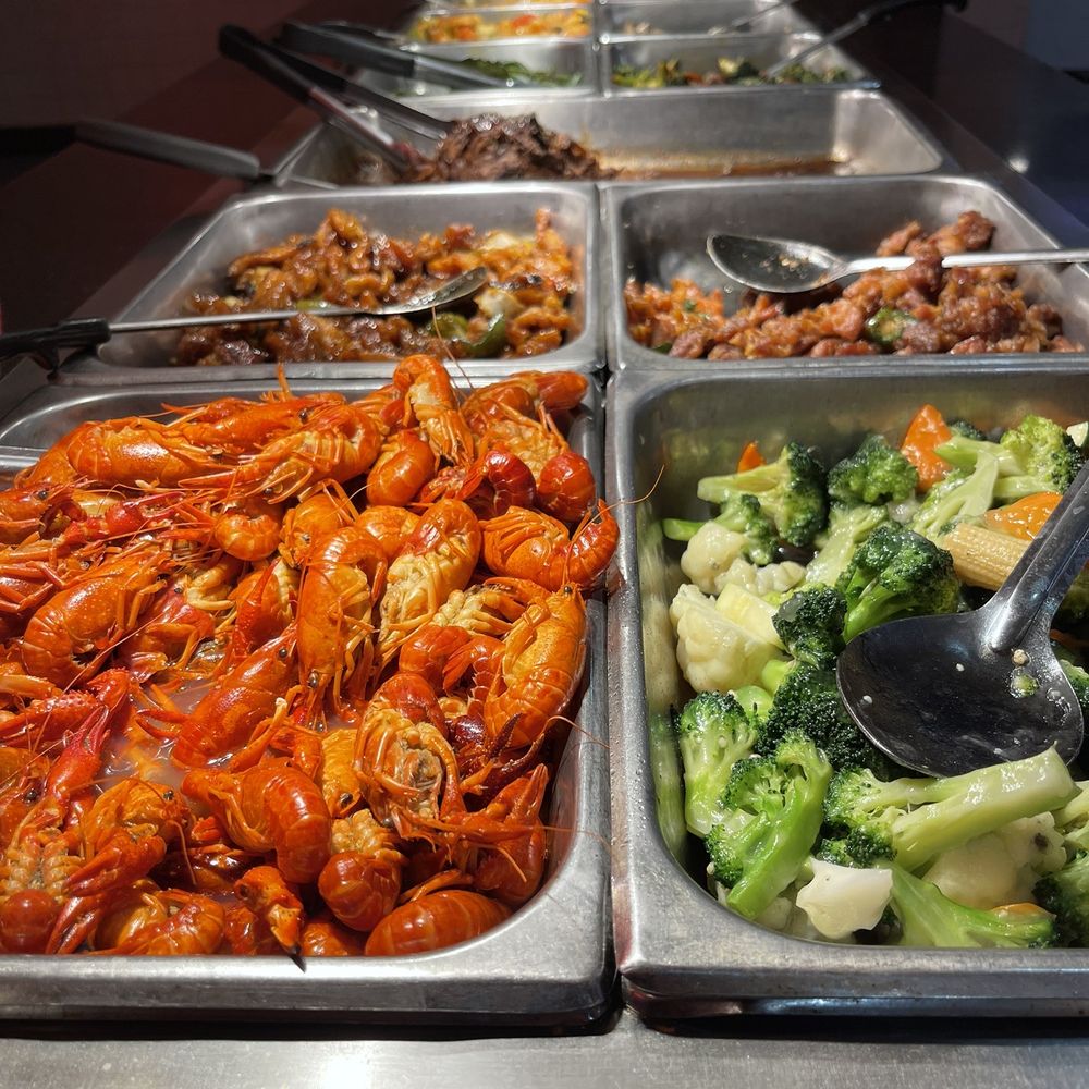 New China King Buffet - Crawfish, Mixed Vegetables, Garlic Chicken, & General's Tso's Chicken. - Chinese Near Me - Denton, Texas New China King Buffet - Crawfish, Mixed Vegetables, Garlic Chicken, & General's Tso's Chicken. - Chinese Near Me - Denton, Texas
