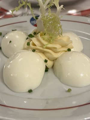 AUX BONS CRUS by null