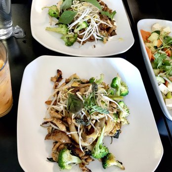 Lahn Pad Thai - Thai Near Me - Anchorage, Alaska Lahn Pad Thai - Thai Near Me - Anchorage, Alaska