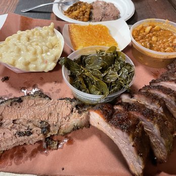 Big Rig’s BBQ - All was exceptional including corn bread & beans - Barbeque Near Me - Monroeville, Pennsylvania