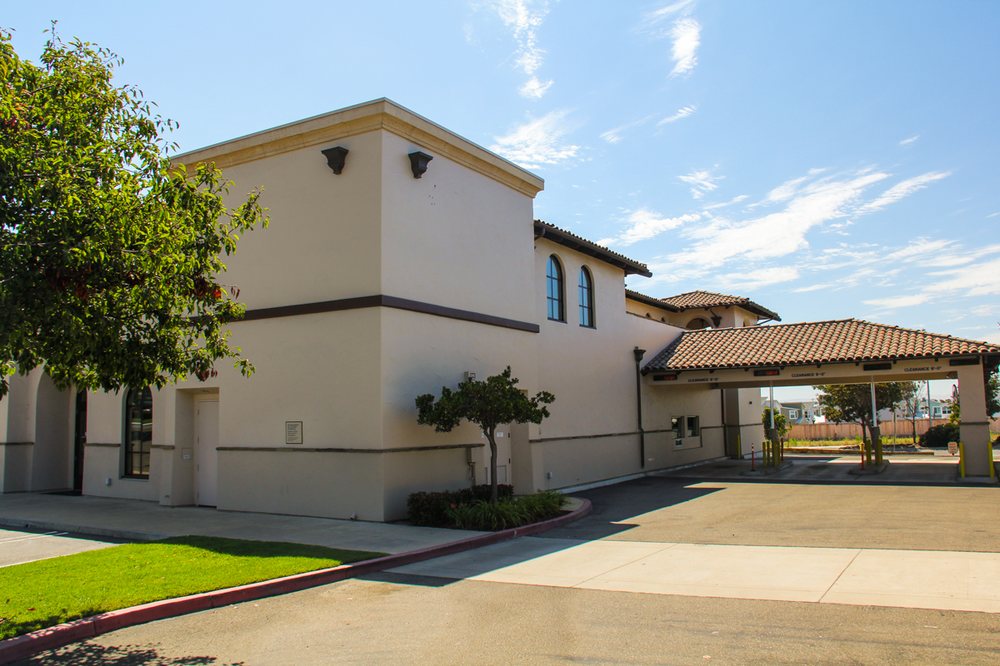 PACIFIC PREMIER BANK - Updated July 2025 - 21 Photos - 1530 E Grand Ave