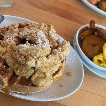 Morgans Restaurant - Chicken & Waffles  Potatoes & Eggs - New American Near Me - Miami, Florida