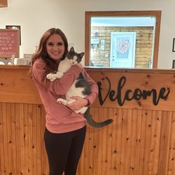 Blink - The lovely business owner Stephanie and her adorable cat Coop!