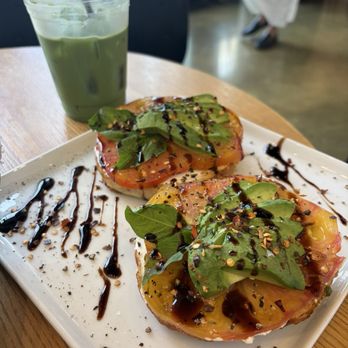 In-sīt Coffee - Matcha latte and heirloom tomato bagel - Coffee & Tea Near Me - Buena Park, California In-sīt Coffee - Matcha latte and heirloom tomato bagel - Coffee & Tea Near Me - Buena Park, California