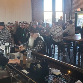 Green Growler - Opening Day at Green Growler on 3/17/23 - Beer Bar Near Me - Denison, Texas Green Growler - Opening Day at Green Growler on 3/17/23 - Beer Bar Near Me - Denison, Texas