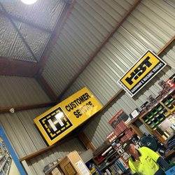 Mount Alexander Hardware - Front counter