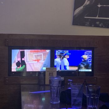 THE OVER/UNDER BAR & GRILL - Updated April 2025 - 226 Photos & 404 ...