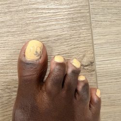 American Nails & Spa