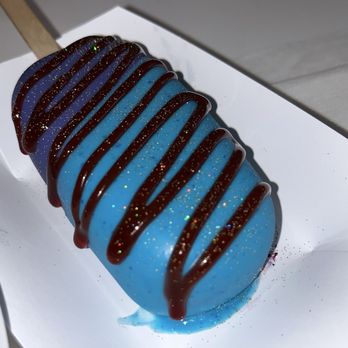 Bombshell Treat Bar - Ice Cream & Frozen Yogurt Near Me - Berkley, Michigan