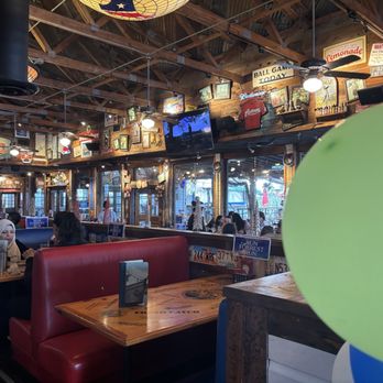 Bubba Gump Shrimp - Seafood Near Me - Kemah, Texas