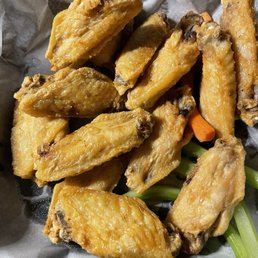 The chicken wing were very good but certainly not worth over $16. This restaurant is very overpriced. The chicken wing were very good but certainly not worth over $16. This restaurant is very overpriced.