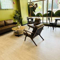 The Fresh Monkee Middletown, CT - New Middletown location - seating area
