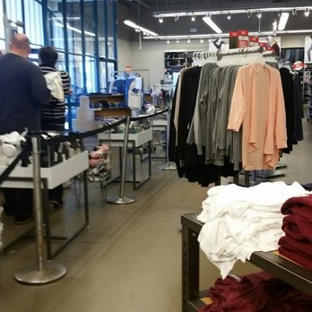 Old Navy - Well laid out - Women's Clothing Near Me - Norton Shores, Michigan Old Navy - Well laid out - Women's Clothing Near Me - Norton Shores, Michigan