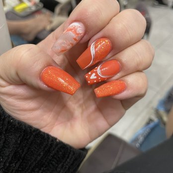 Swan Nails - Kobe got creative and totally blew me away! Favorite set I've ever had in 20 years of getting my nails done! - Nail Salons Near Me - Las Vegas, Nevada