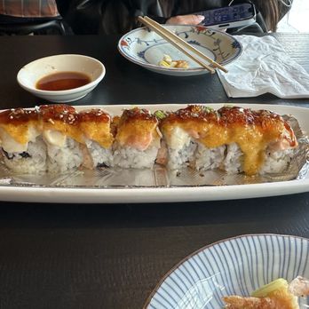 Domo - Domo Roll - Sushi Bars Near Me - San Francisco, California