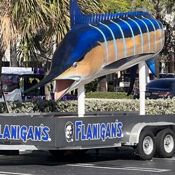 Flanigan's - Pompano Beach - Flanigan's Trailer in the parking lot - American Near Me - Pompano Beach, Florida