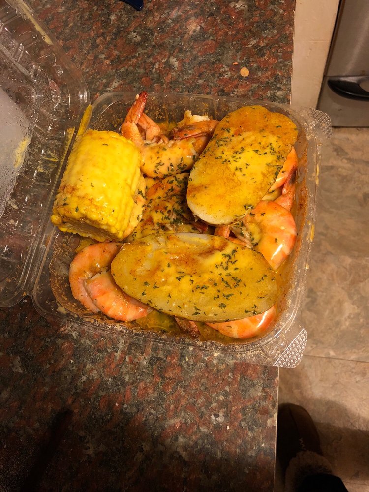 GVILLE SEAFOOD AND CHICKEN 13 Photos & 17 Reviews Seafood 2224 E University Ave