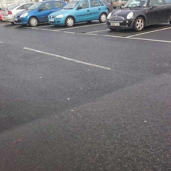 Tesco Extra - Tesco extra there getting better now - Grocery Near Me - Glasgow, GLG