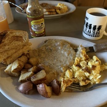 Wagon Wheel Coffee Shop - Country fried steak and eggs - Breakfast & Brunch Near Me - Carmel, California Wagon Wheel Coffee Shop - Country fried steak and eggs - Breakfast & Brunch Near Me - Carmel, California