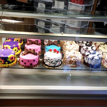Carlo's Bakery - Display case - Bakeries Near Me - Hoboken, New Jersey Carlo's Bakery - Display case - Bakeries Near Me - Hoboken, New Jersey
