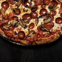 Green Lantern Pizza - The King of Pepperoni