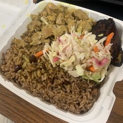 Caribbean Fusion - Curry chicken