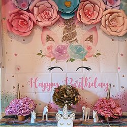 Luna De Papel - Unicorn themed party