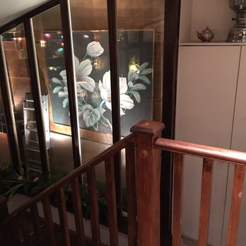 Mohsen - Very cozy place too! - Persian/Iranian Near Me - London, XGL Mohsen - Very cozy place too! - Persian/Iranian Near Me - London, XGL