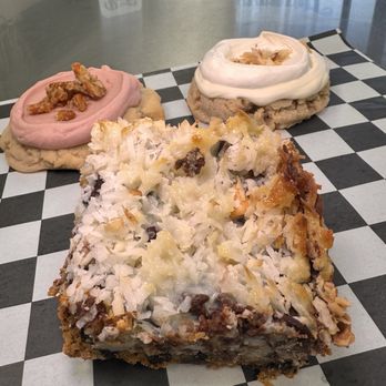 Twisted Sugar - Bakeries Near Me - Highlands Ranch, Colorado