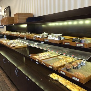 Honu Bakery - Bakeries Near Me - Honolulu, Hawaii