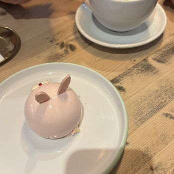 A La Mousse - Desserts Near Me - Philadelphia, Pennsylvania
