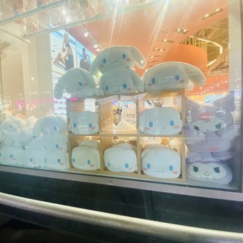Miniso - Outside - Toy Stores Near Me - New York, New York Miniso - Outside - Toy Stores Near Me - New York, New York