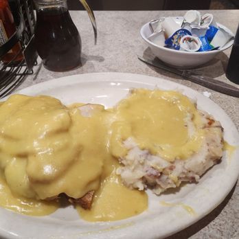 Spencer's Restaurant - Hot turkey sandwich - Breakfast & Brunch Near Me - Bakersfield, California Spencer's Restaurant - Hot turkey sandwich - Breakfast & Brunch Near Me - Bakersfield, California