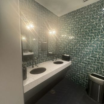 Caroline - Bathroom - Bakeries Near Me - Austin, Texas Caroline - Bathroom - Bakeries Near Me - Austin, Texas