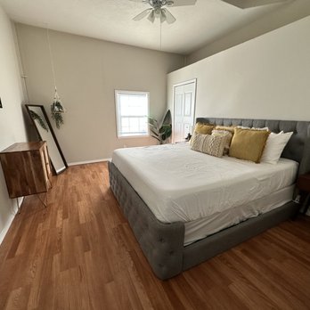 Lynette's Cleaning Service - Office Cleaning Near Me Lynette's Cleaning Service - Office Cleaning Near Me