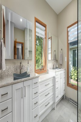 Best Plumbing Best Bath Logo