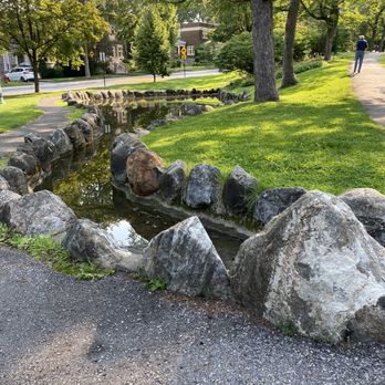 Parc Pratt - Parks Near Me - Montreal, Quebec Parc Pratt - Parks Near Me - Montreal, Quebec